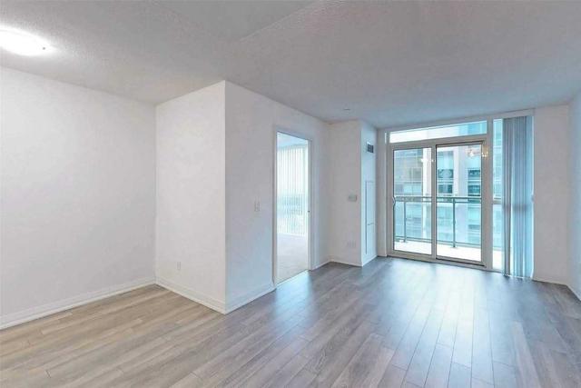 1608 - 30 Meadowglen Pl, Condo with 1 bedrooms, 2 bathrooms and 1 parking in Toronto ON | Image 10