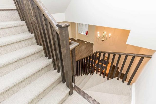 33 - 22 Applewood Lane, Townhouse with 4 bedrooms, 3 bathrooms and 1 parking in Toronto ON | Image 12