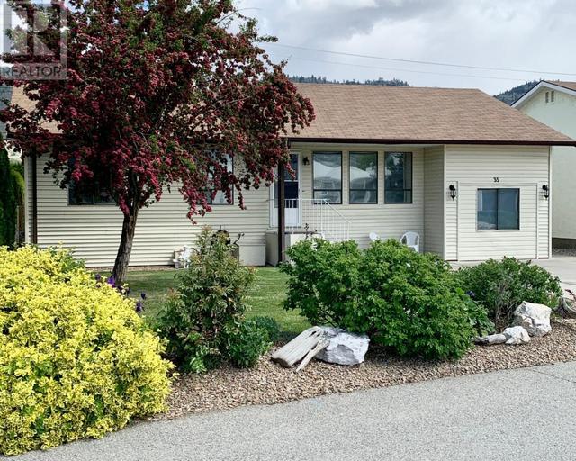 35 Bayview Crescent, House detached with 3 bedrooms, 2 bathrooms and 1 parking in Osoyoos BC | Image 1