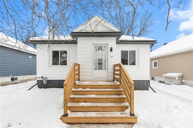 151 Vachon Street, House detached with 4 bedrooms, 2 bathrooms and 3 parking in Ottawa ON | Image 1