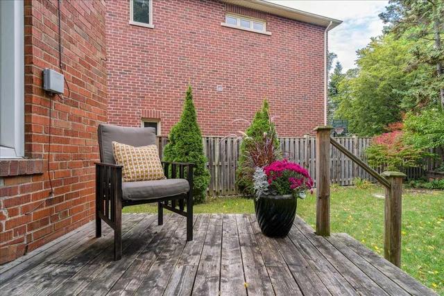 51 Mcbain Ave, House detached with 3 bedrooms, 1 bathrooms and 3 parking in Toronto ON | Image 19
