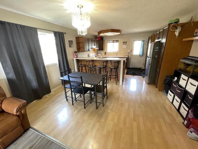 4810 16 Avenue, House detached with 5 bedrooms, 2 bathrooms and 2 parking in Edson AB | Image 10