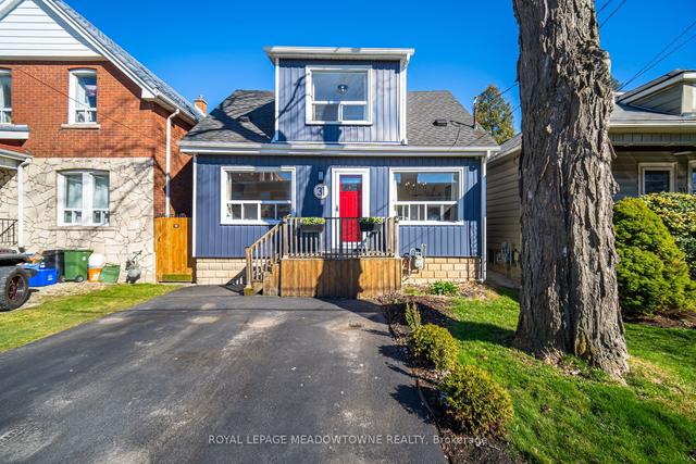 31 East 19th St, House detached with 3 bedrooms, 1 bathrooms and 2 parking in Hamilton ON | Image 12