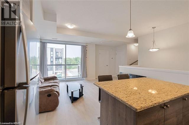 a81 - 261 Woodbine Avenue Avenue, House attached with 2 bedrooms, 2 bathrooms and 1 parking in Kitchener ON | Image 7