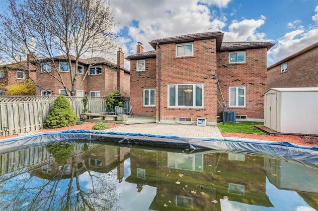 3159 Galbraith Dr, House detached with 4 bedrooms, 3 bathrooms and 6 parking in Mississauga ON | Image 24