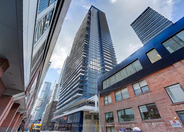 2111 - 38 Widmer St, Condo with 3 bedrooms, 2 bathrooms and 0 parking in Toronto ON | Image 29