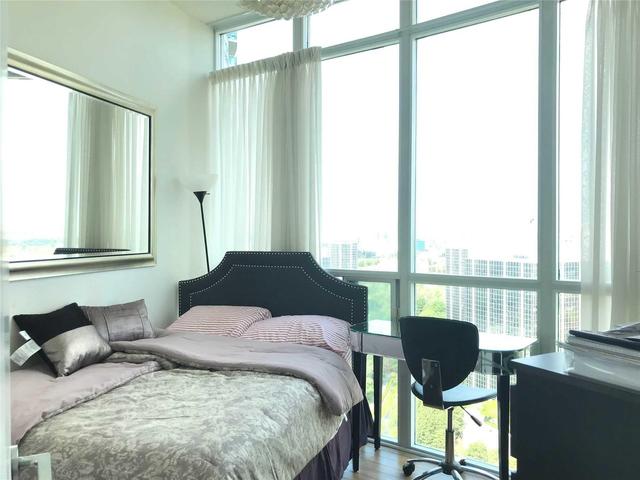 Lph7 - 90 Absolute Ave, Condo with 2 bedrooms, 2 bathrooms and 1 parking in Mississauga ON | Image 13