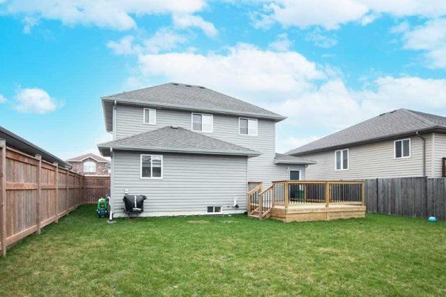 1054 Ivanhill Ave, House detached with 3 bedrooms, 2 bathrooms and 4 parking in Windsor ON | Image 18