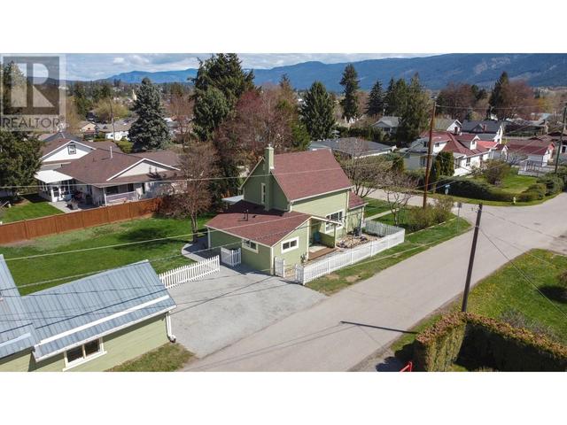 2915 Patterson Street, House detached with 2 bedrooms, 1 bathrooms and 5 parking in Armstrong BC | Image 88