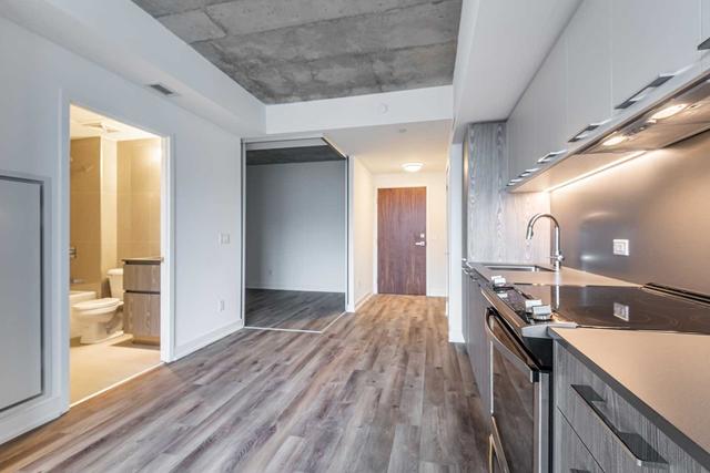 1019 - 30 Baseball Pl, Condo with 2 bedrooms, 1 bathrooms and 0 parking in Toronto ON | Image 18
