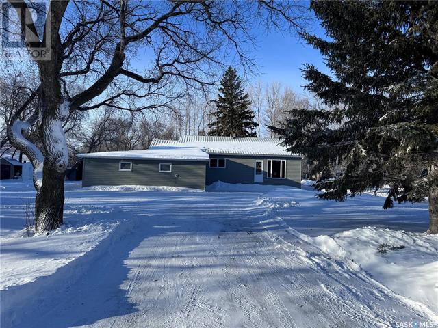 204 3rd Avenue Sw, House detached with 5 bedrooms, 2 bathrooms and null parking in Leroy SK | Image 38