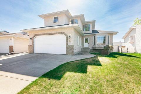 93 Logan Close, House detached with 4 bedrooms, 3 bathrooms and 2 parking in Red Deer AB | Card Image