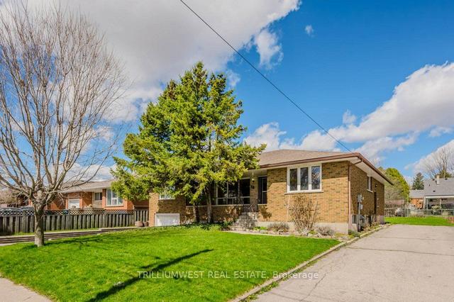 17 Heath Rd, House detached with 3 bedrooms, 3 bathrooms and 5 parking in Guelph ON | Image 23