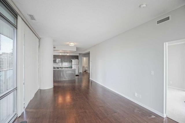 1905 - 832 Bay St, Condo with 2 bedrooms, 2 bathrooms and 1 parking in Toronto ON | Image 33
