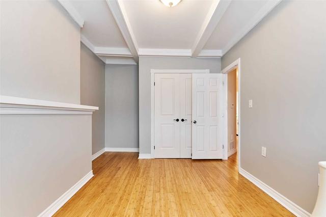 upper - 1951 Dufferin St, House semidetached with 3 bedrooms, 1 bathrooms and 1 parking in Toronto ON | Image 19