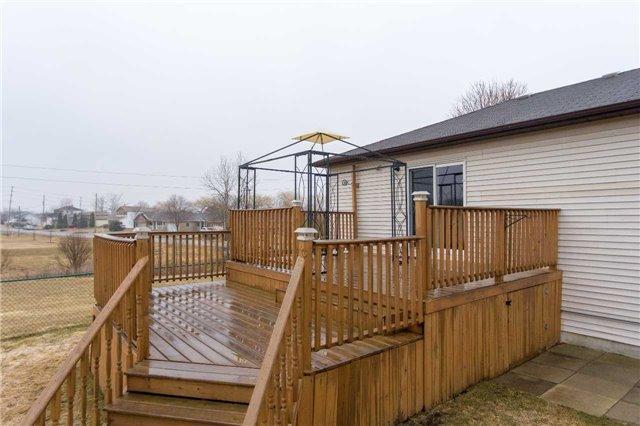 31 Champlain Blvd, House detached with 2 bedrooms, 2 bathrooms and 4 parking in Kawartha Lakes ON | Image 7