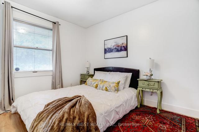 775 Regent St, House detached with 3 bedrooms, 2 bathrooms and 5 parking in Cambridge ON | Image 14