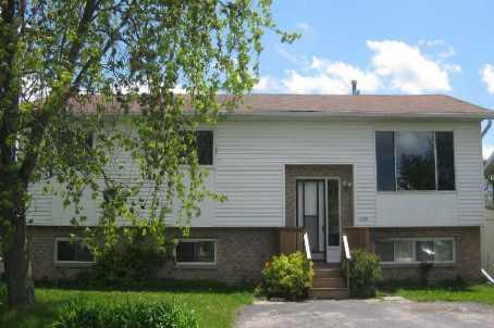 2261 Richardson St, House detached with 3 bedrooms, 2 bathrooms and 4 parking in Innisfil ON | Image 1