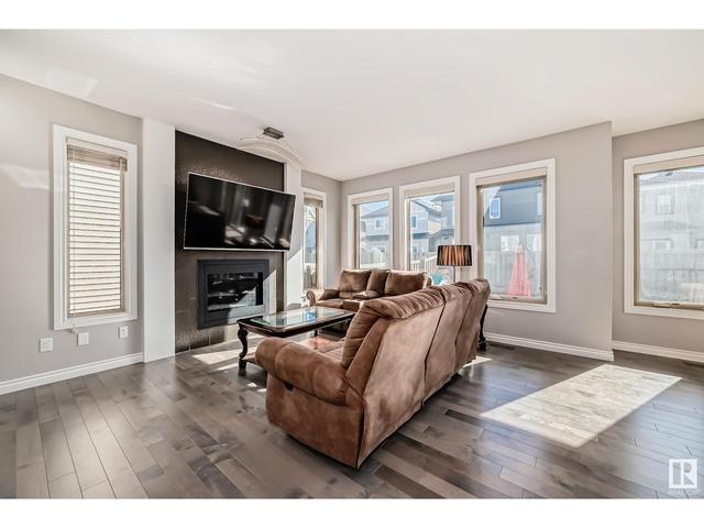 1311 Ainslie Wd Sw, House detached with 3 bedrooms, 2 bathrooms and null parking in Edmonton AB | Image 12