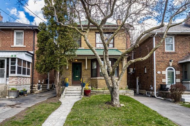 31 Albert Ave, House detached with 3 bedrooms, 1 bathrooms and 1 parking in Toronto ON | Image 1