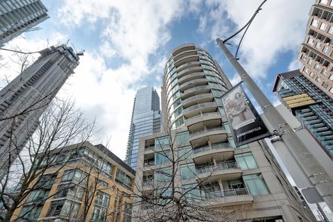 703 - 8 Scollard St, Condo with 2 bedrooms, 2 bathrooms and 1 parking in Toronto ON | Card Image