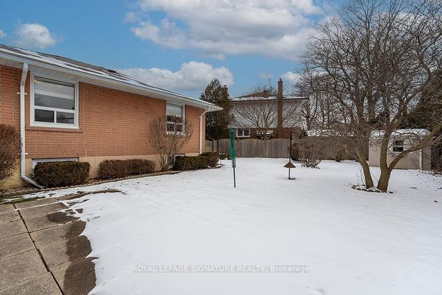 22 Fulford Pl, House detached with 3 bedrooms, 2 bathrooms and 8 parking in Toronto ON | Image 30