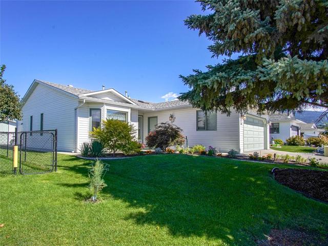 804 8 Avenue, House detached with 2 bedrooms, 2 bathrooms and 2 parking in Kimberley BC | Card Image