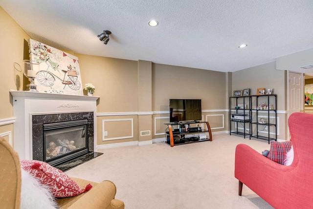 4107 Medland Dr, House attached with 3 bedrooms, 4 bathrooms and 3 parking in Burlington ON | Image 14
