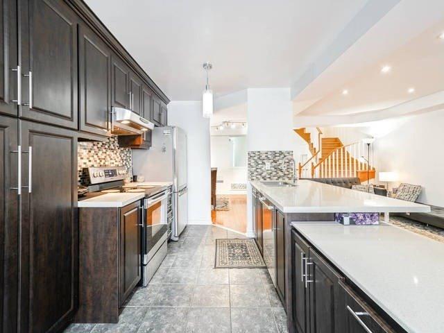 7128 Magistrate Terr, House semidetached with 4 bedrooms, 4 bathrooms and 3 parking in Mississauga ON | Image 6
