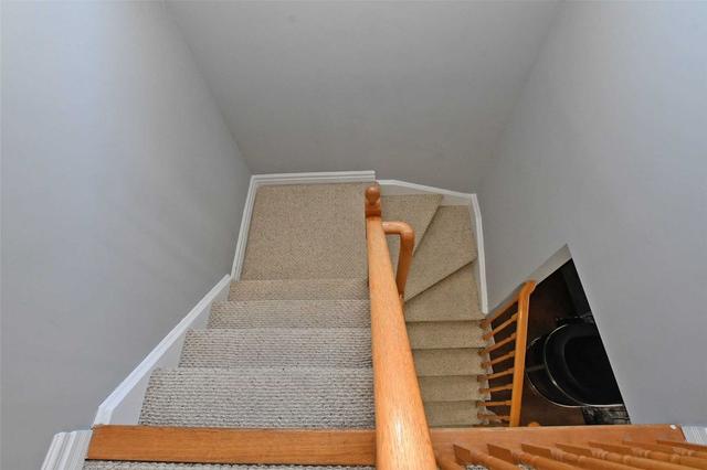 27 Farthingale Cres, House semidetached with 4 bedrooms, 3 bathrooms and 3 parking in Brampton ON | Image 28