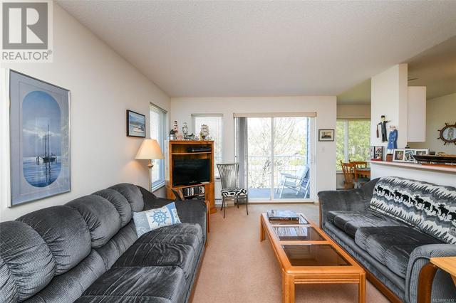 301b - 698 Aspen Rd, Condo with 2 bedrooms, 1 bathrooms and 41 parking in Comox BC | Image 7