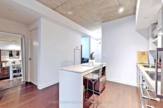 322 - 1030 King St W, Condo with 1 bedrooms, 1 bathrooms and 1 parking in Toronto ON | Image 13