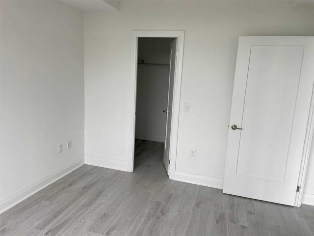 614 - 3220 Sheppard Ave E, Condo with 2 bedrooms, 2 bathrooms and 1 parking in Toronto ON | Image 2