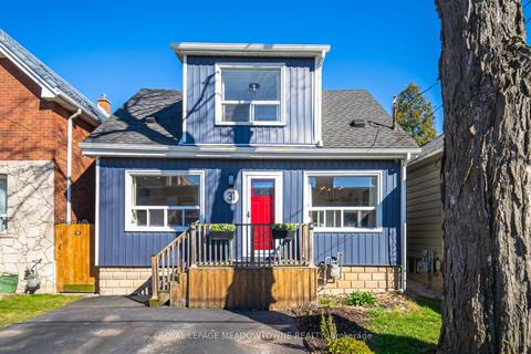 31 East 19th St, House detached with 3 bedrooms, 1 bathrooms and 2 parking in Hamilton ON | Card Image