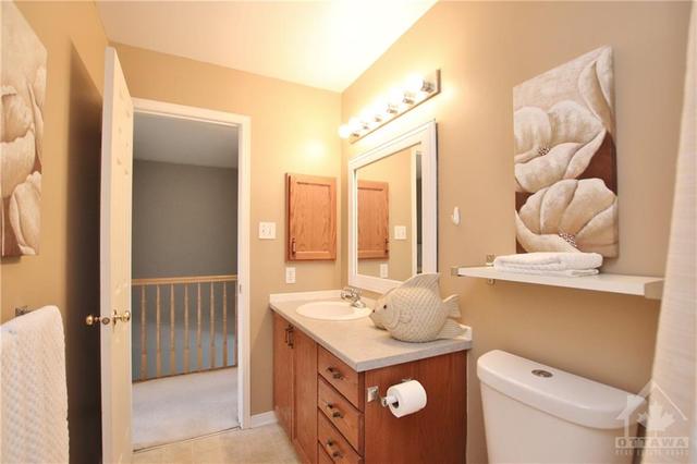 56 Landover Crescent, Townhouse with 3 bedrooms, 3 bathrooms and 2 parking in Ottawa ON | Image 24