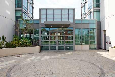 809 - 3830 Bathurst St, Condo with 2 bedrooms, 2 bathrooms and 1 parking in Toronto ON | Image 1