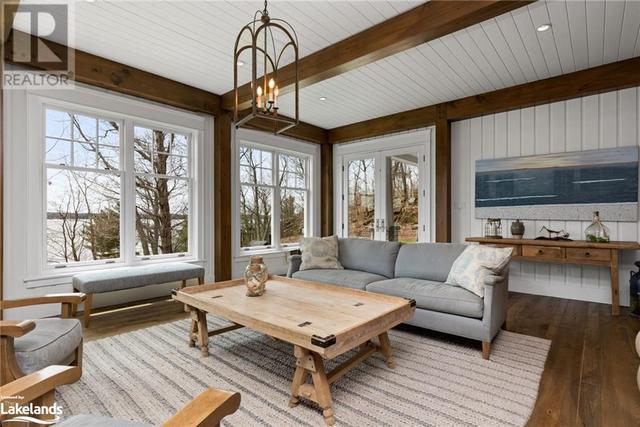 1655 Muskoka Road 118 W, House detached with 5 bedrooms, 4 bathrooms and 18 parking in Muskoka Lakes ON | Image 13