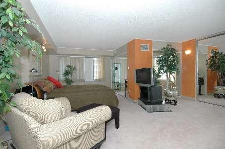 lph 4 - 33 University Ave, Condo with 2 bedrooms, 2 bathrooms and 1 parking in Toronto ON | Image 7