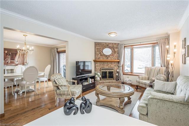107 - 121 Waterloo Avenue, House attached with 2 bedrooms, 2 bathrooms and 1 parking in Guelph ON | Image 34