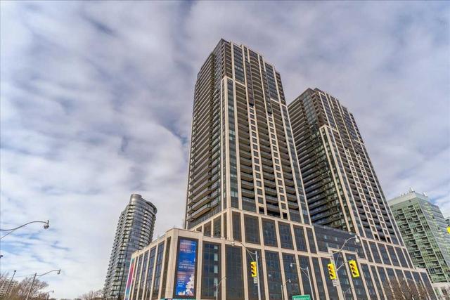1910 - 1928 Lake Shore Blvd W, Condo with 2 bedrooms, 3 bathrooms and 1 parking in Toronto ON | Image 1