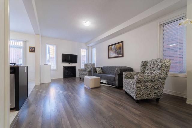86 Truro Circ, House semidetached with 4 bedrooms, 4 bathrooms and 3 parking in Brampton ON | Image 40