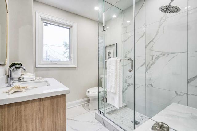 918 Eglinton Ave E, House semidetached with 3 bedrooms, 2 bathrooms and 2 parking in Toronto ON | Image 21