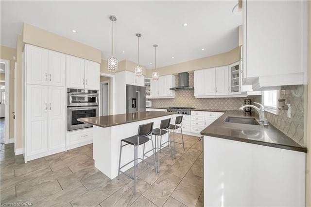 779 Snowberry Court, House detached with 6 bedrooms, 5 bathrooms and 4 parking in Waterloo ON | Image 7