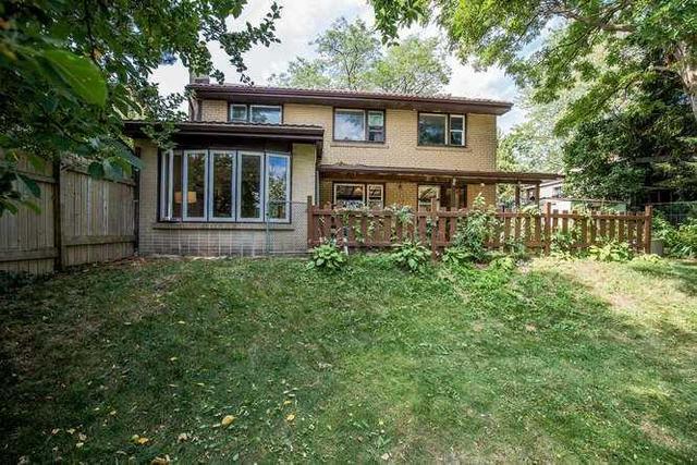 81 Vista Dr, House detached with 3 bedrooms, 2 bathrooms and 3 parking in Mississauga ON | Image 19