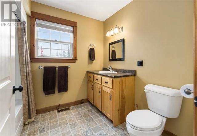 243 Fairview Ave, House detached with 3 bedrooms, 3 bathrooms and null parking in Hillsborough NB | Image 36