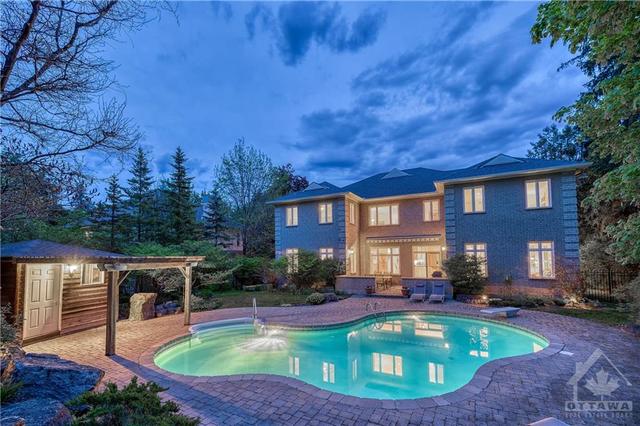 461 Cloverdale Road, House detached with 7 bedrooms, 6 bathrooms and 8 parking in Ottawa ON | Image 2