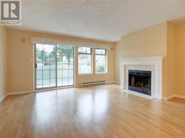 22 - 850 Parklands Dr, House attached with 2 bedrooms, 2 bathrooms and 1 parking in Esquimalt BC | Card Image