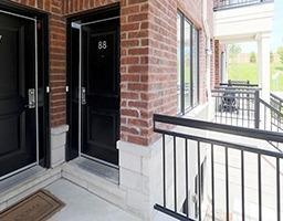 th88 - 30 Carnation Ave, Townhouse with 2 bedrooms, 3 bathrooms and 1 parking in Toronto ON | Image 3