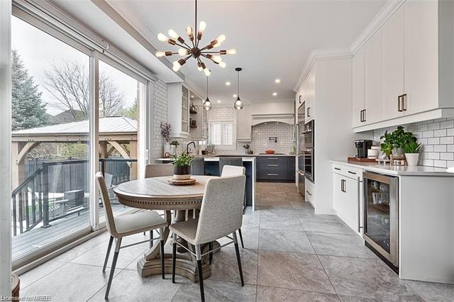3418 Buena Vista Court, House detached with 4 bedrooms, 3 bathrooms and 6 parking in Oakville ON | Image 7