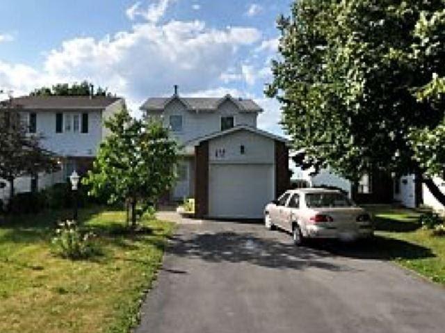 148 Fieldgate Dr, House detached with 3 bedrooms, 2 bathrooms and 3 parking in Ottawa ON | Image 1